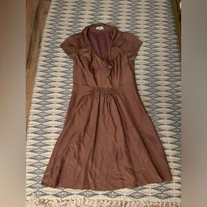 Stunning! Ann Taylor Loft 100% silk dress ruffle 4 taupe